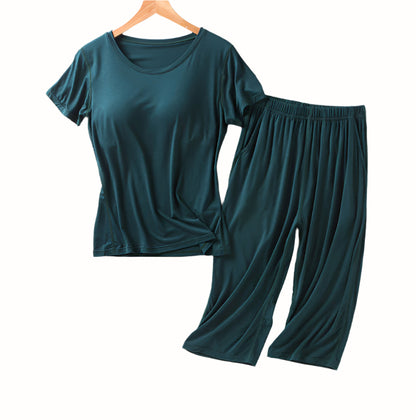 Sustainable Lounge Outfit with Built in bra, 3/4 Pants.